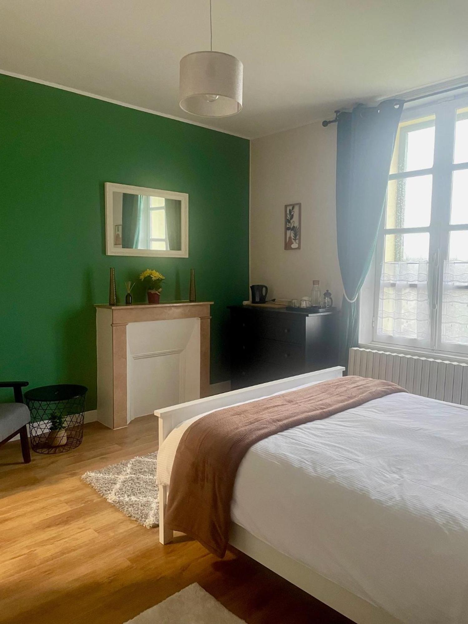 Maison Du Verger Le Vigeant Eksteriør billede